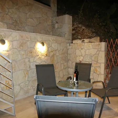 Case de vacanță Aknato Vlikhón